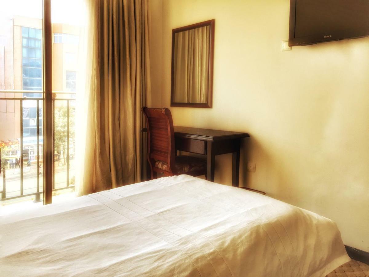 Top Ten Hotel Αντίς Αμπέμπα Εξωτερικό φωτογραφία